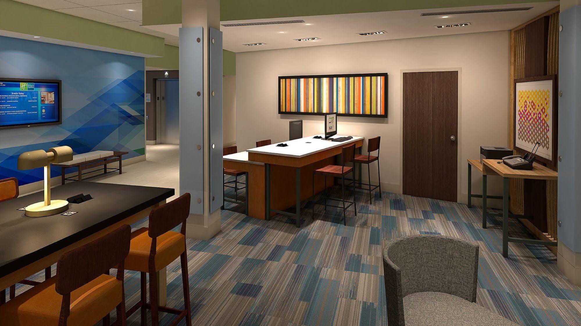 Holiday Inn Express & Suites Tulsa South - Woodland Hills By Ihg Bagian luar foto