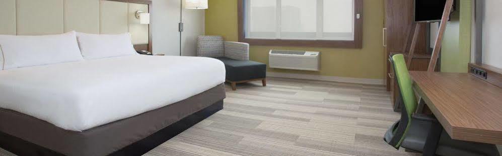 Holiday Inn Express & Suites Tulsa South - Woodland Hills By Ihg Bagian luar foto