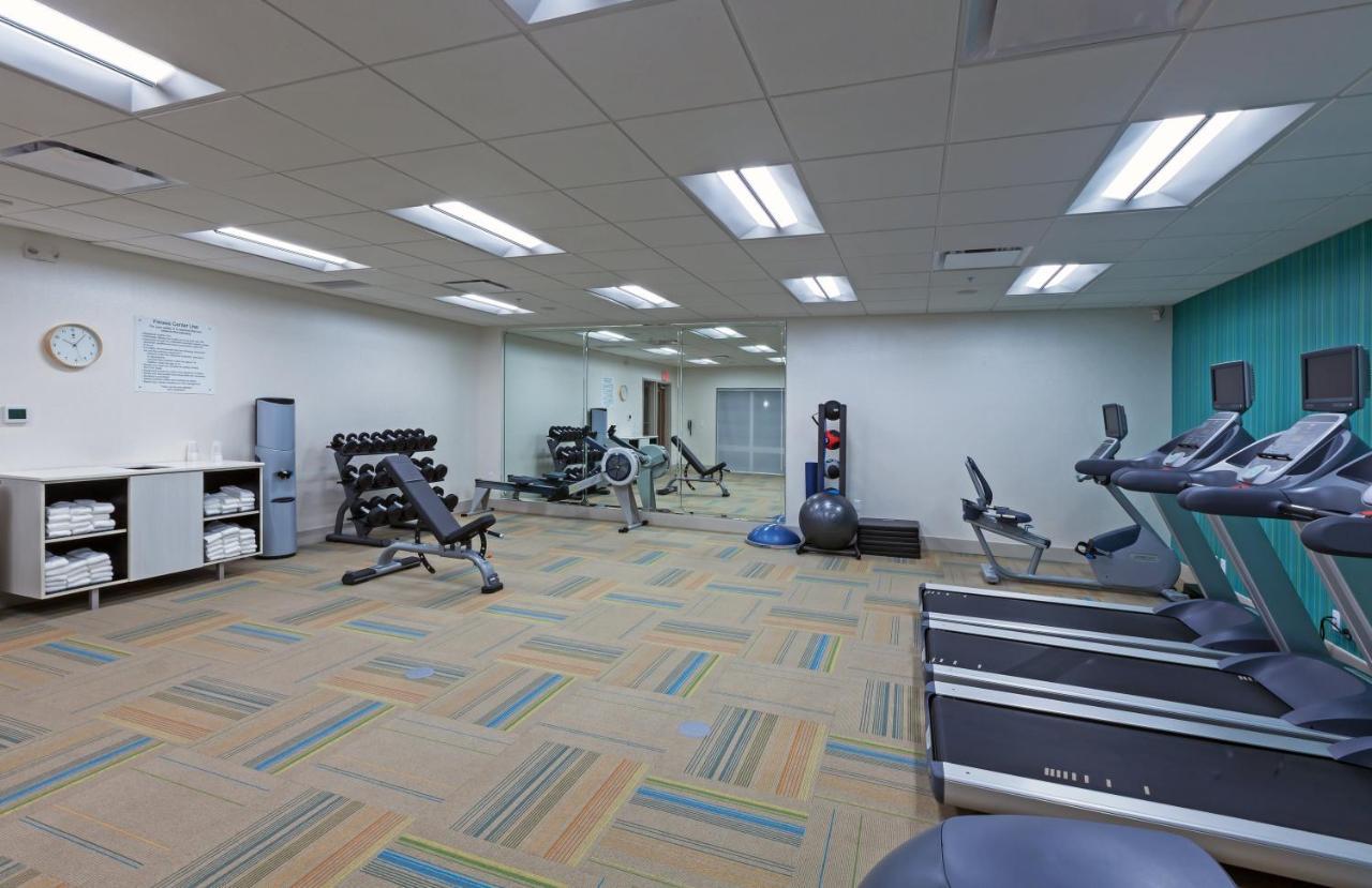 Holiday Inn Express & Suites Tulsa South - Woodland Hills By Ihg Bagian luar foto