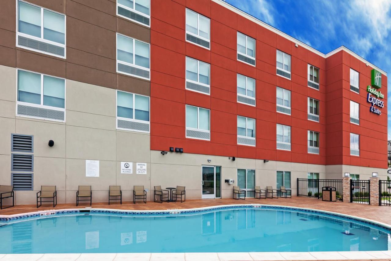 Holiday Inn Express & Suites Tulsa South - Woodland Hills By Ihg Bagian luar foto